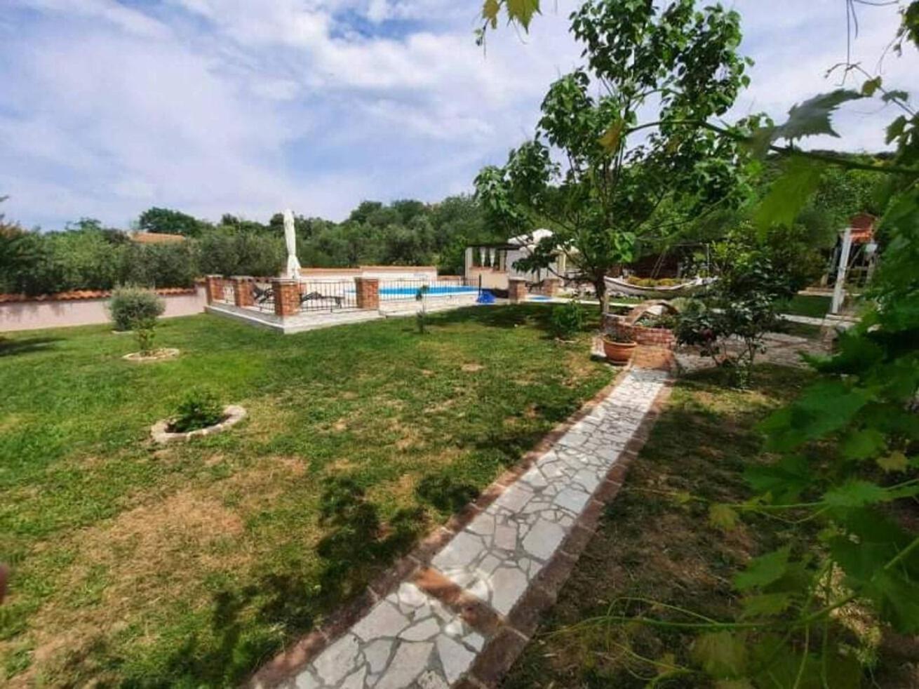 Apartments Robi- Swimming Pool And Beautiful Garden Kampor Exterior foto